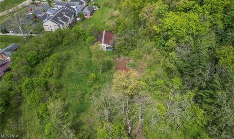 Tiny photo for 305 County House Lane, Marietta, OH 45750 (MLS # 5210689)