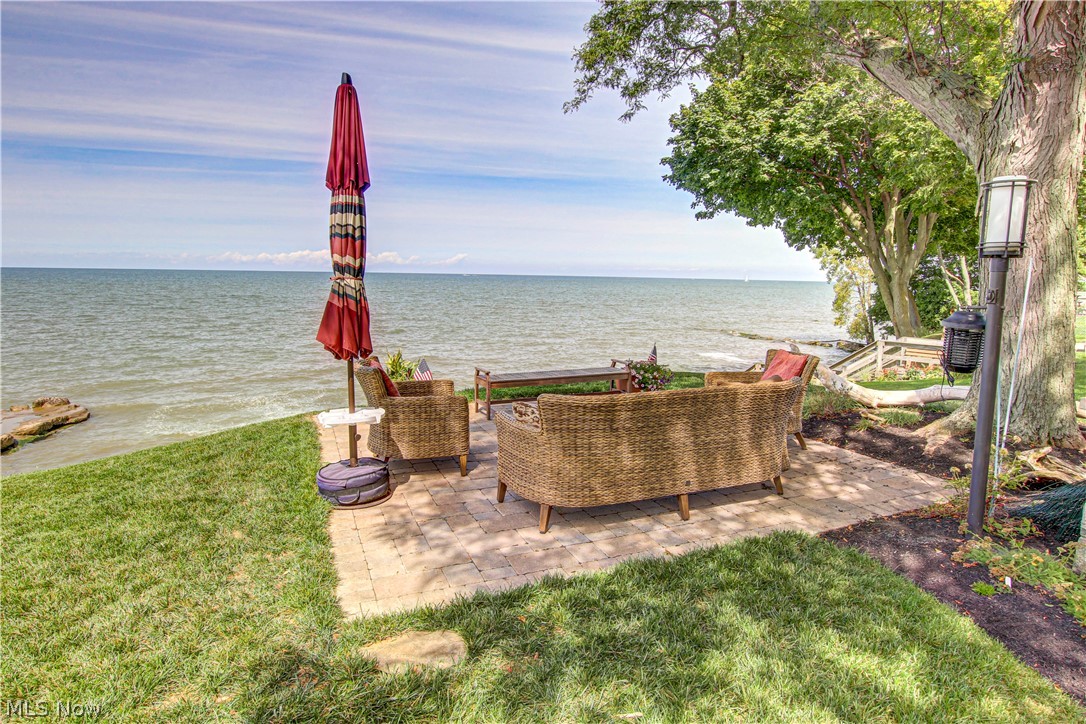 Bluebird Beach - Residential