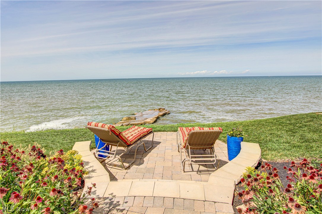 Bluebird Beach - Residential