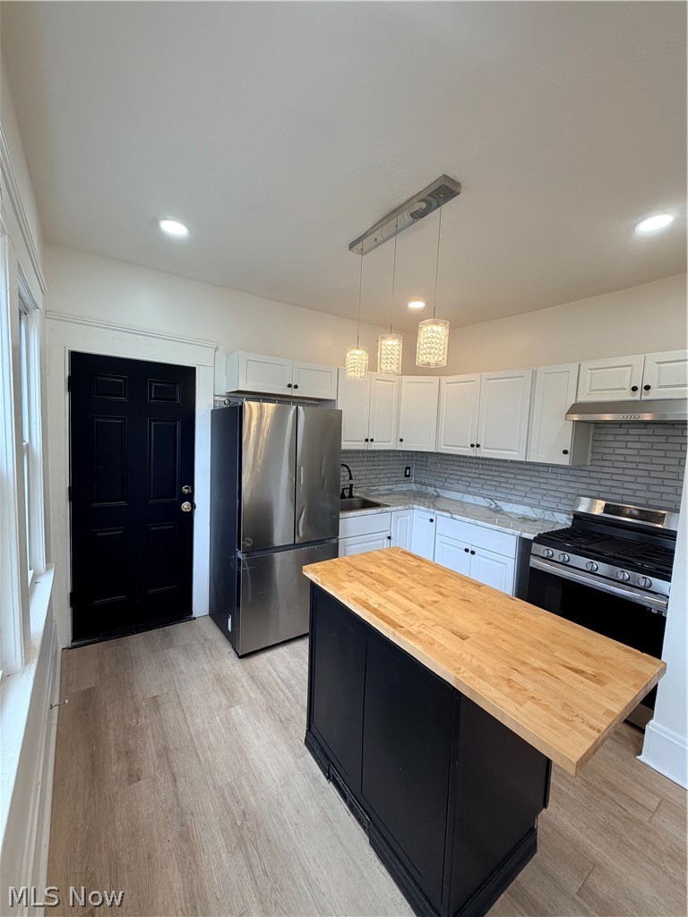 Superior Park Sub/B Schatzinger - Residential Income