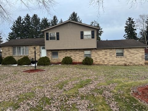 Photo of 5980 Longview Street SW, Massillon, OH 44646 (MLS # 5190502)