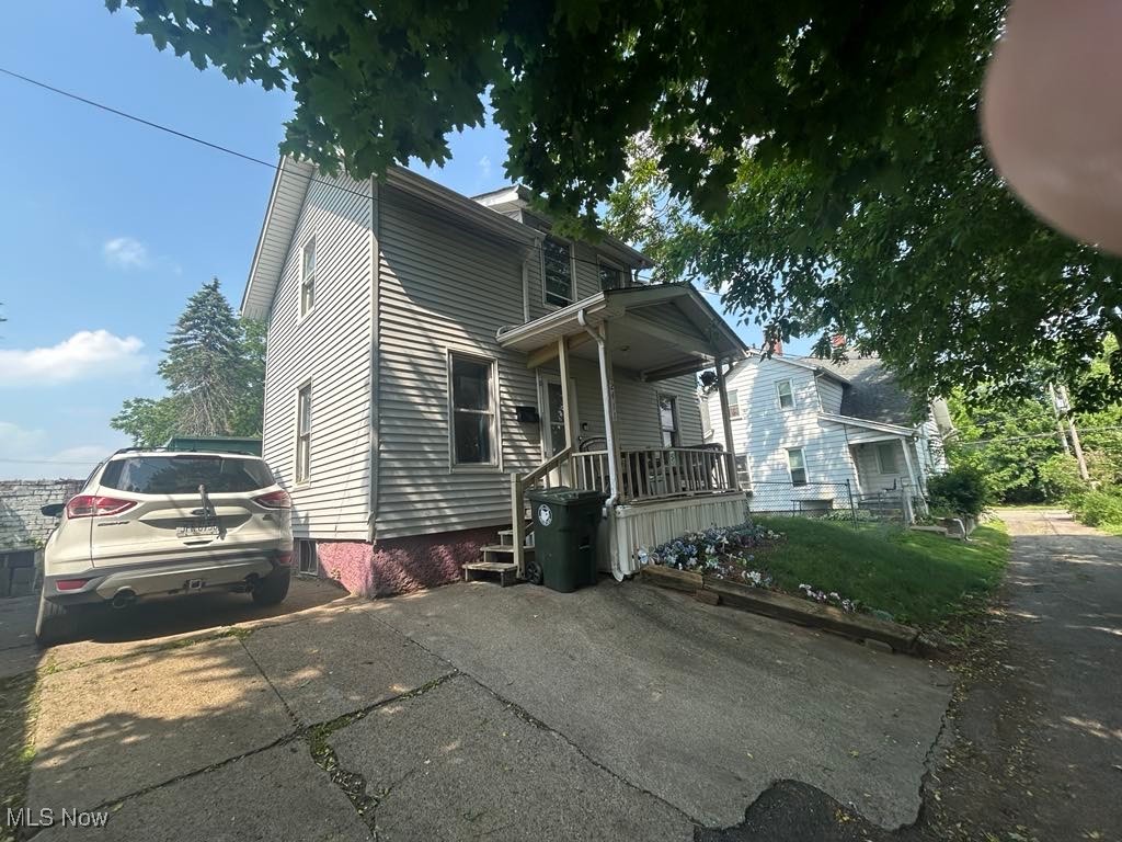 Looking for a smart buy with options? This updated 2-bedroom, 1-bath home fits the bill. Whether you're an investor wanting steady rental income or a buyer planning ahead, this property gives you room to breathe. It's currently tenant occupied, so you can collect rent from day one—or, if you're ready to make a move, it’s available to occupy at closing.
The bathroom has been stylishly remodeled, and the roof is under 10 years old—no big surprises here, just a solid home with smart updates. Affordable, well-kept, and ready when you are. Add it to your portfolio or make it your next address—either way, you win.