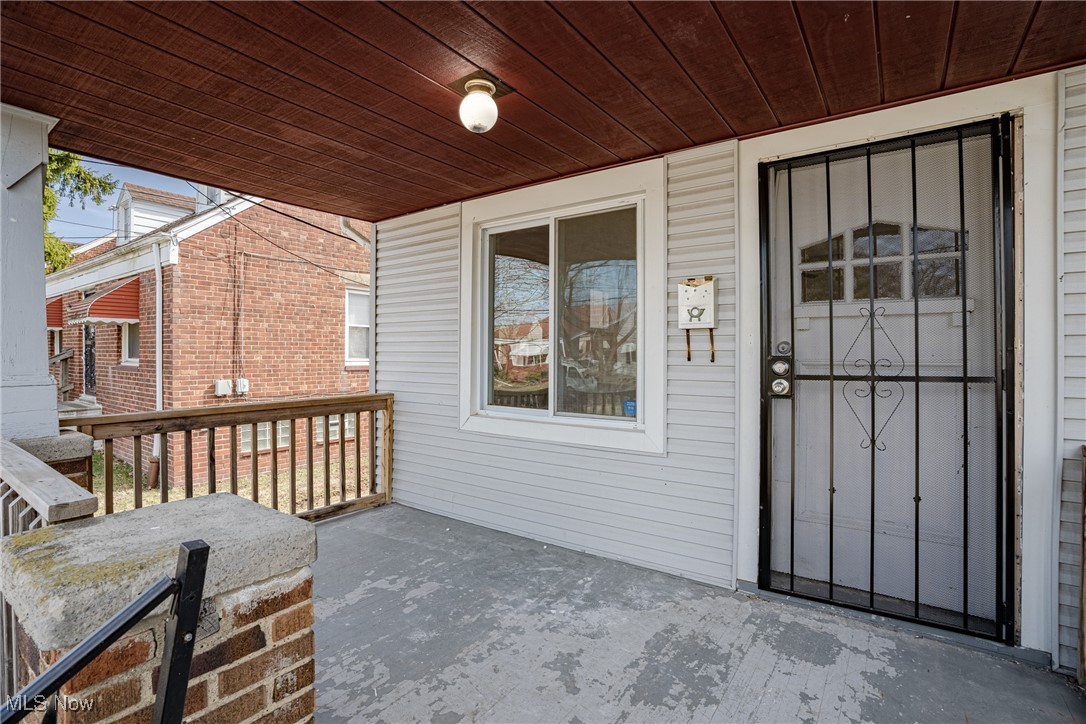 13301 Courtland Avenue, Cleveland, Ohio image 3