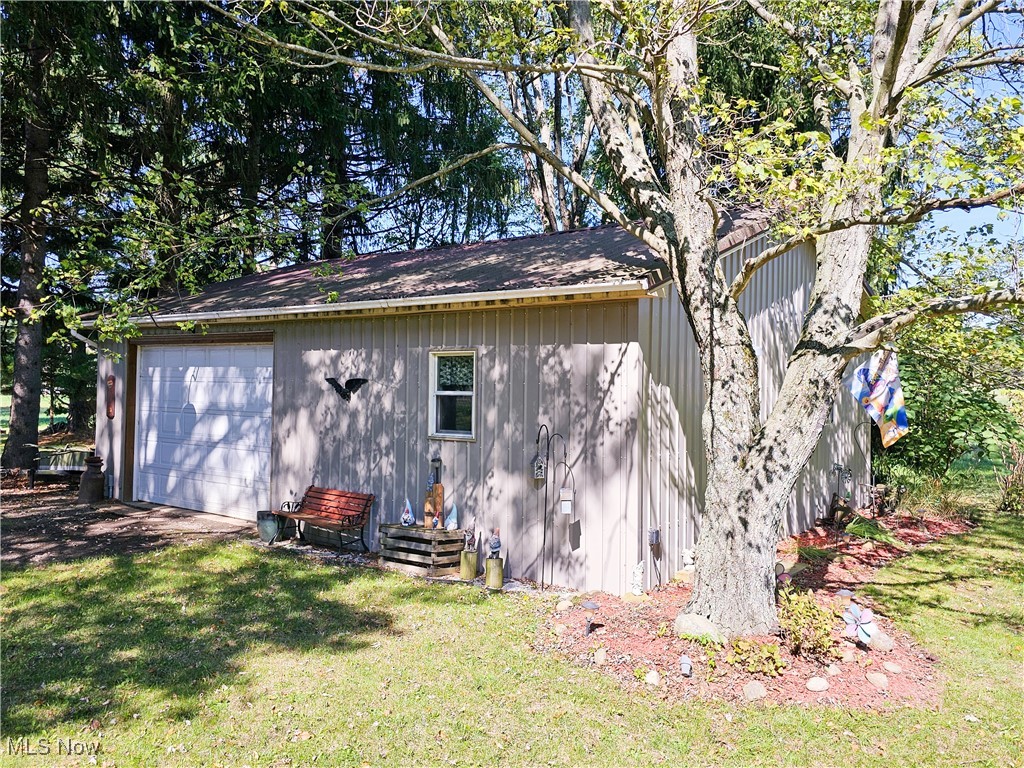 8975 Mudbrook Street, Massillon, Ohio image 9