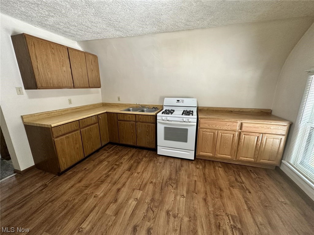 Voris & Steinbacher - Residential Income