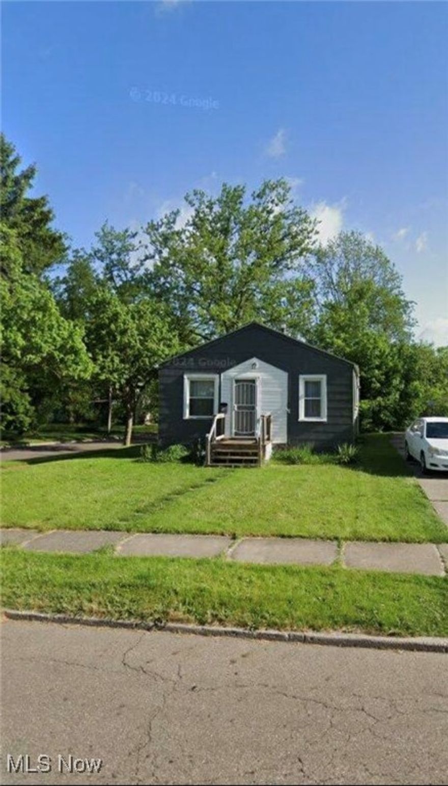 Great investment opportunity! This well-maintained 3-bedroom, 1-bath home is currently tenant-occupied, providing immediate rental income. Ideal for investors looking to add a solid property to their portfolio. Convenient location. Tenant month to month $850. Please do not disturb the tenant. Showings available upon accepted offer only. Sold "as is"