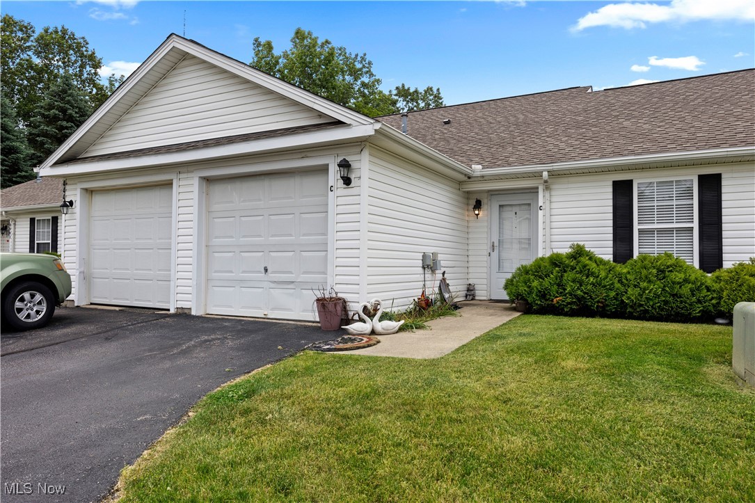 This beautifully maintained Ranch Condo is the one floor living space you've been looking for! Dead End street, away from heavy traffic roads and next to quiet wooded lots. This Condo is Handicap accessible, with First Floor Spacious Laundry, Wide door frames throughout and no steps! 2 graciously sized Bedrooms, 2 Full bath with a Master that has a walk in shower and built in seating as well as walk in closet. Large eat in kitchen has open air space to large Family Room that boast vaulted ceiling and sliding doors to private back patio. Wood Laminate flooring throughout makes for easy cleaning and convenient for accessibility. 1 Car Attached Garage has automatic door opener with extra space in back for storage. Condo is part of the Stonebridge Glen Association and has an HOA of $225/mth that maintains all outdoor grounds as well as indoor maintenance/repairs. Details attached in supplements. Make your appointment today !