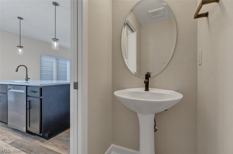 Tiny photo for 3601 Bailey Avenue, Cleveland, OH 44113 (MLS # 5240630)