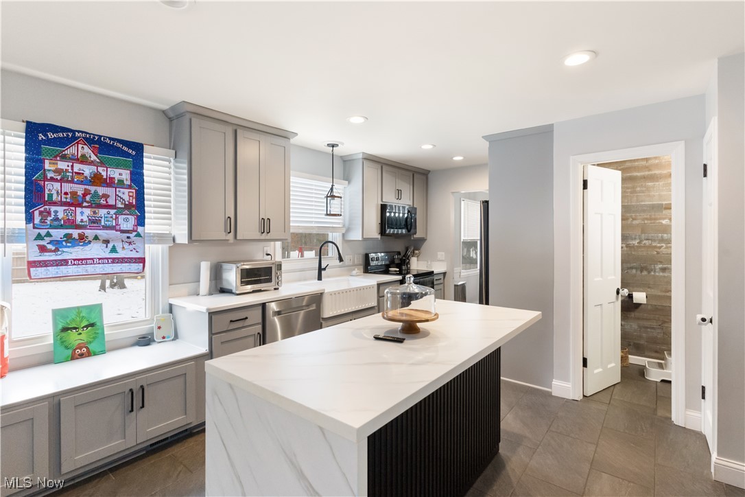 City/Canfield - Residential