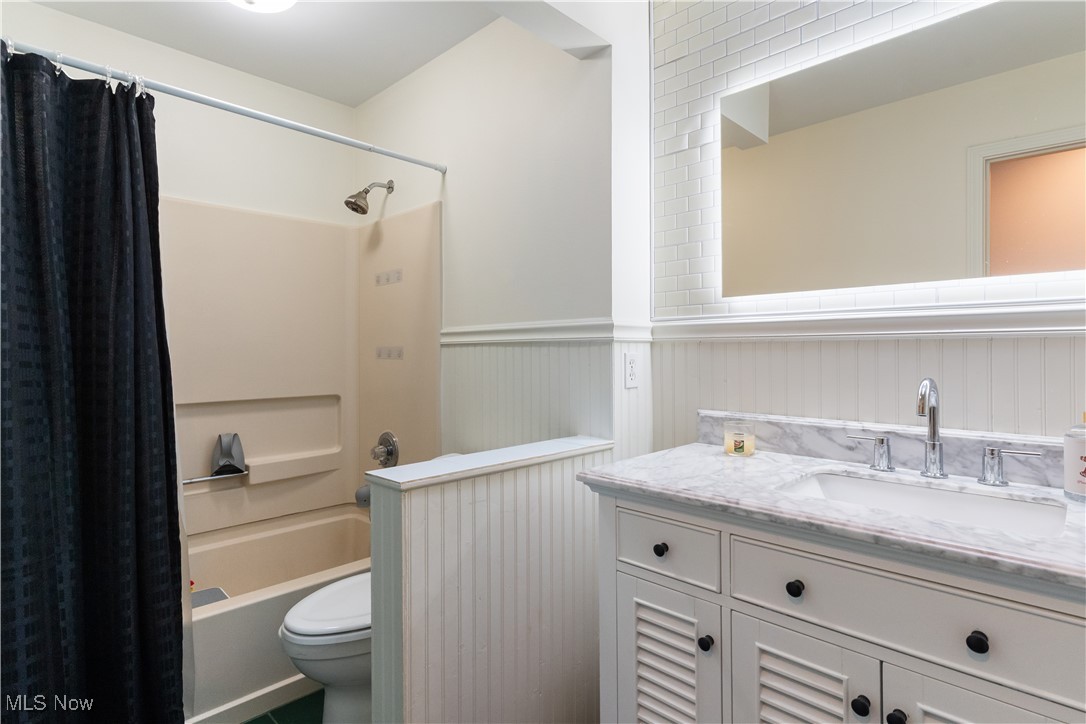 City/Canfield - Residential