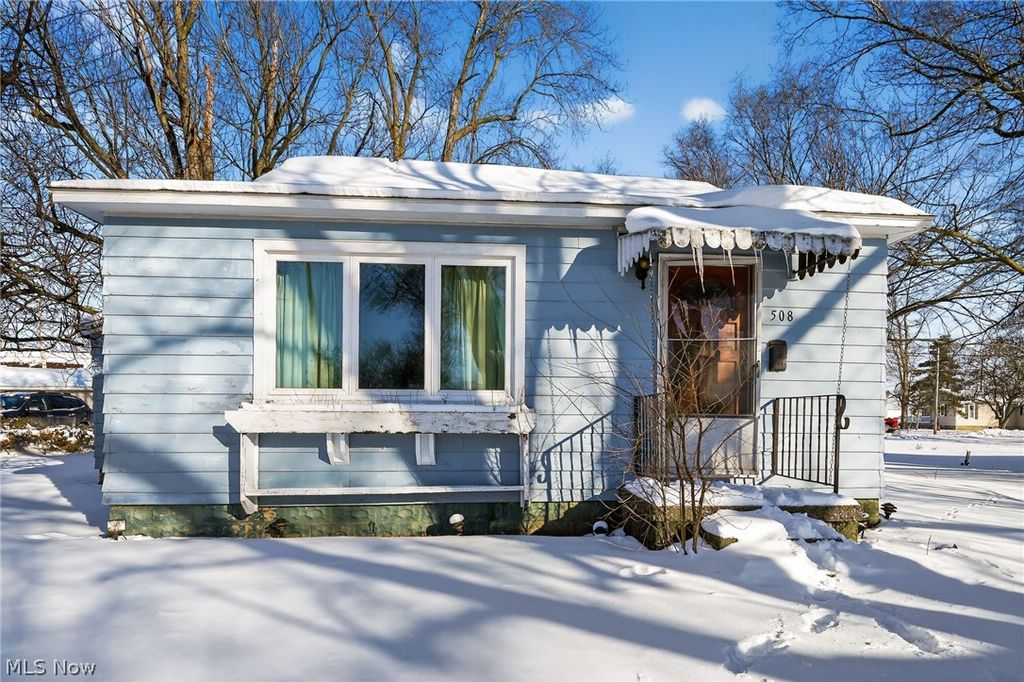 Photo of 508 W Jackson Street, Paulding, OH 45879 (MLS # 5187524)