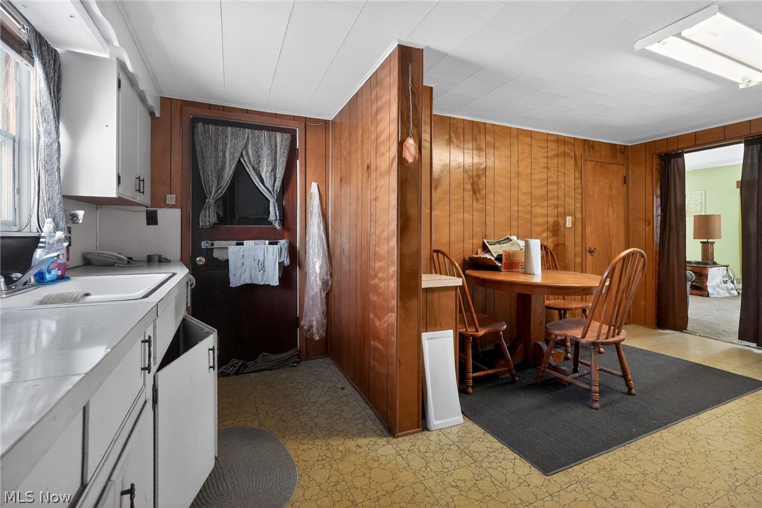 Dix 1st Add - Residential