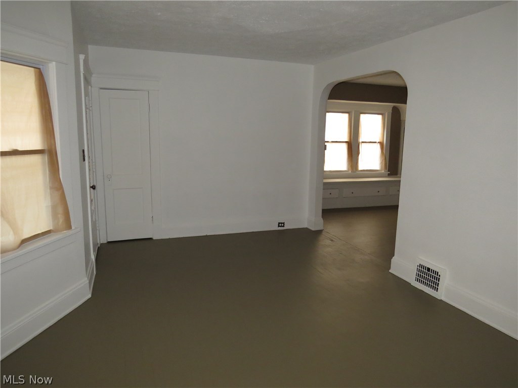 Garfield Pkwy - Residential Income