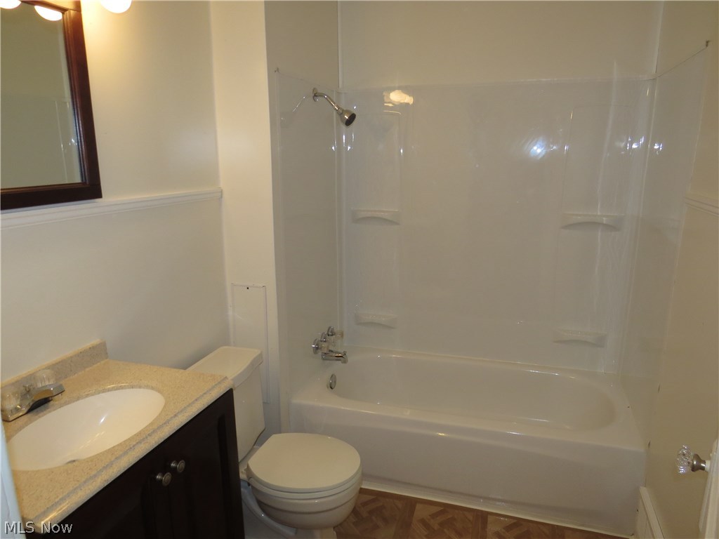 Garfield Pkwy - Residential Income