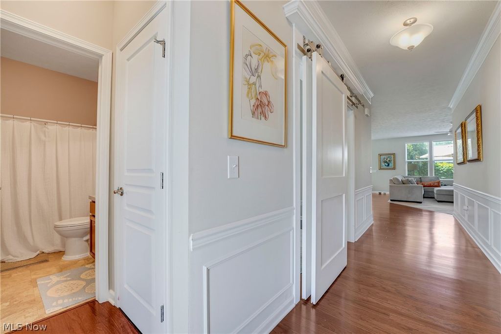 Photo of 8024 Parkcroft Drive, Mentor, OH 44060 (MLS # 5212697)