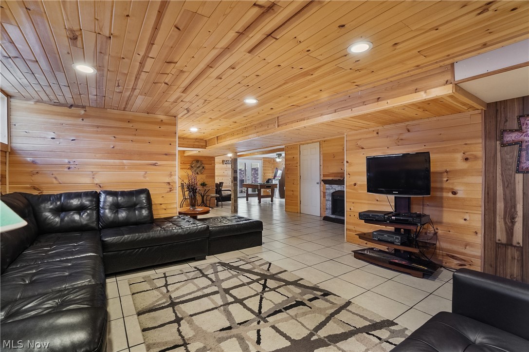 Heston Point View - Residential