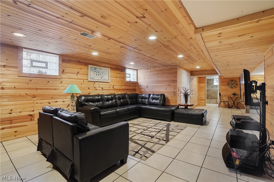 Heston Point View - Residential