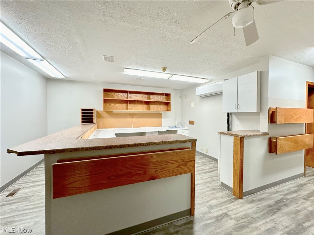 G Cry Spg Adn - Commercial Sale