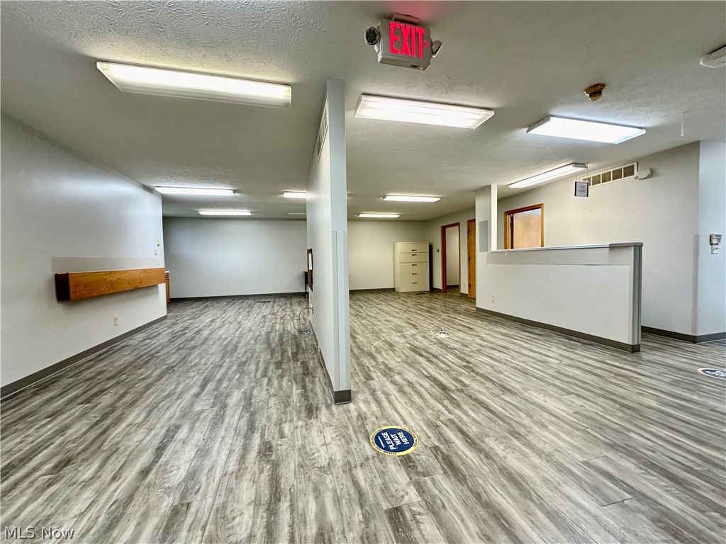 G Cry Spg Adn - Commercial Sale