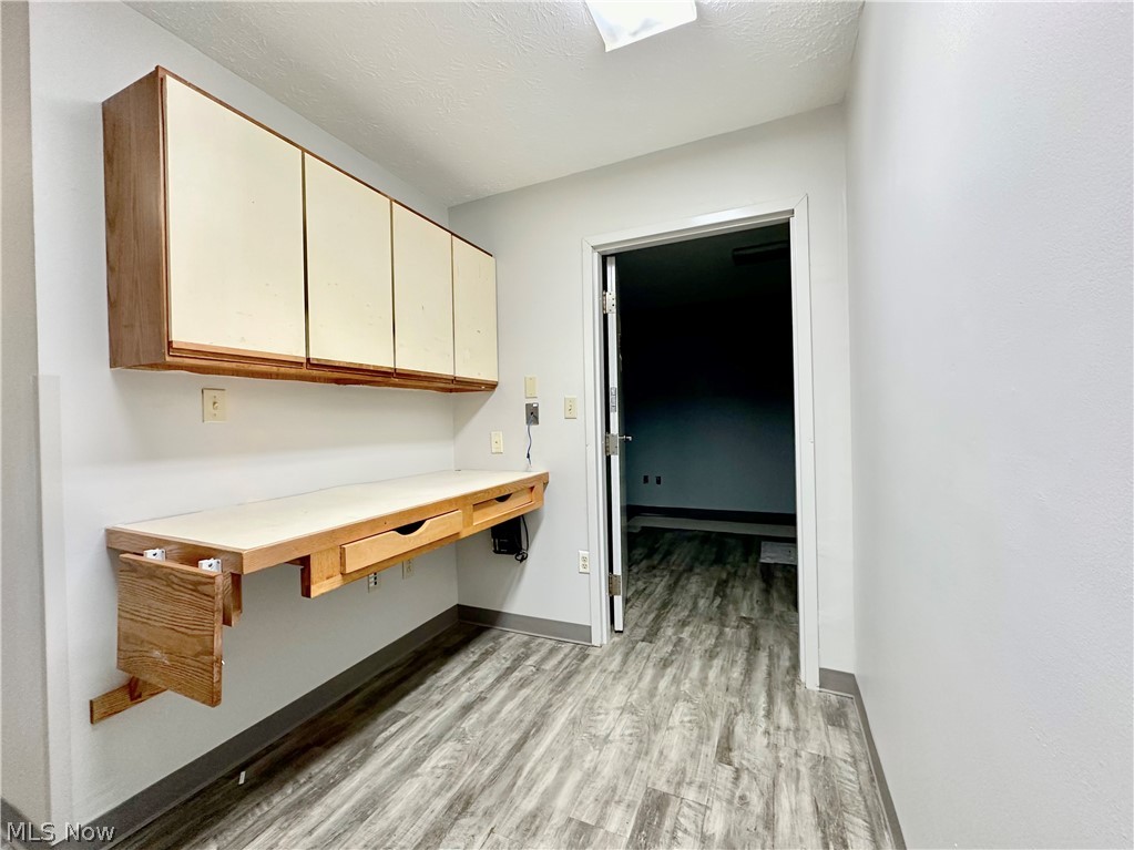 G Cry Spg Adn - Commercial Sale