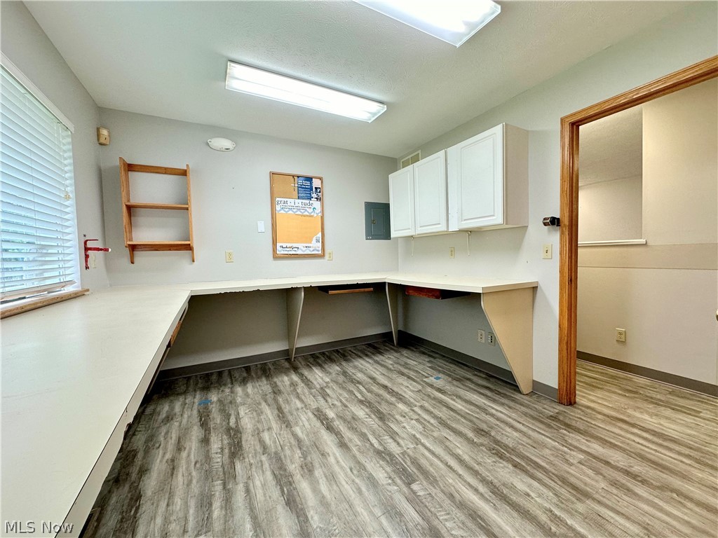 G Cry Spg Adn - Commercial Sale