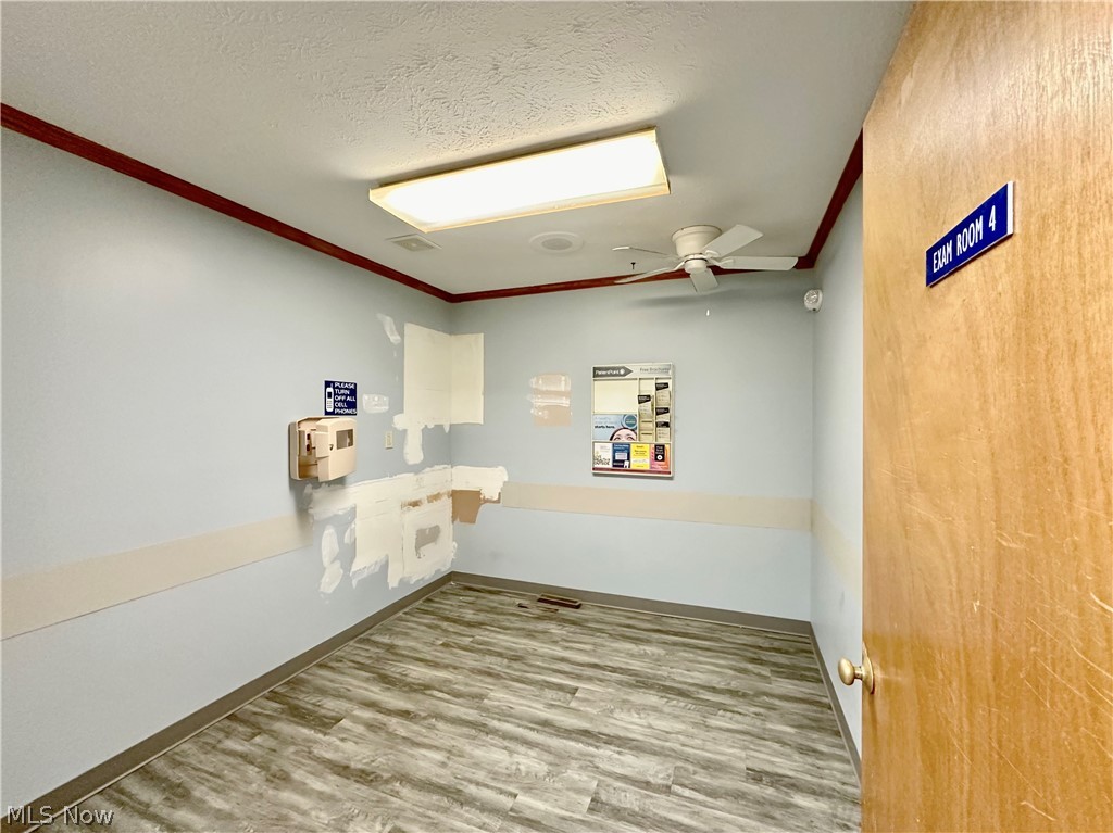 G Cry Spg Adn - Commercial Sale