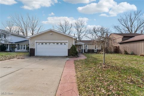 649 University Avenue, Elyria, OH 44035 - #: 5107364