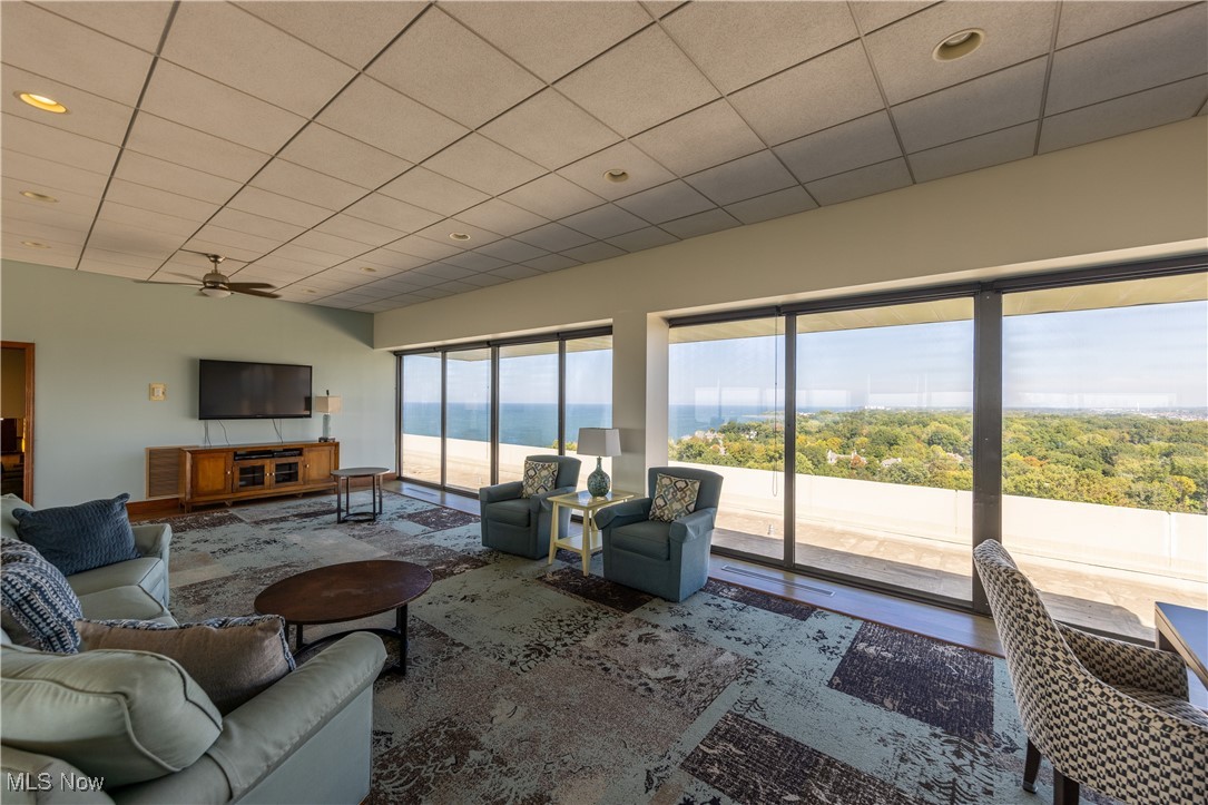 One Bratenahl Place Condo - Residential