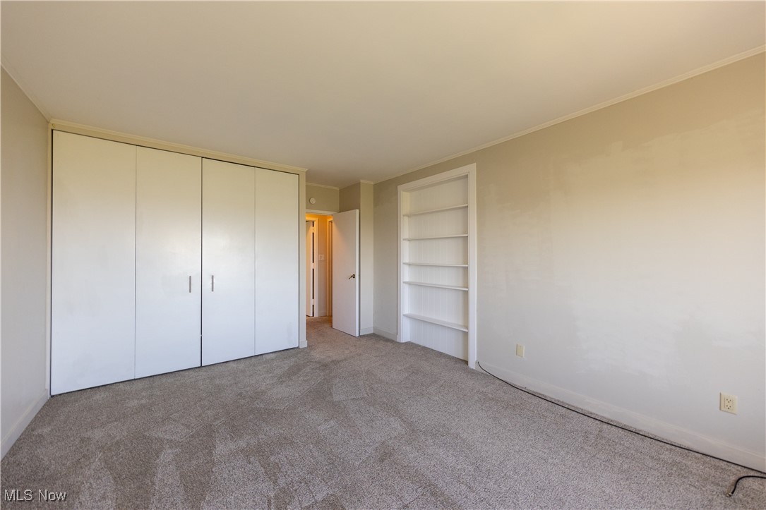 One Bratenahl Place Condo - Residential