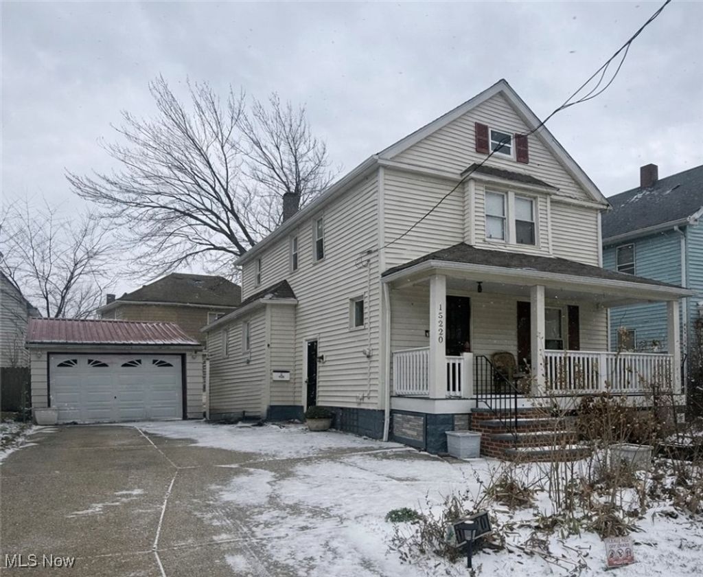 Photo of 15220 Lucknow Avenue, Cleveland, OH 44110 (MLS # 5179283)