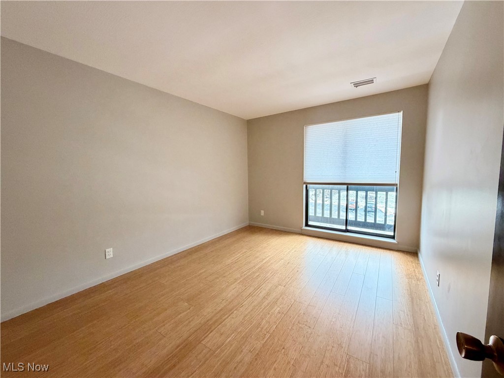 Oak Knolls Condo - Residential