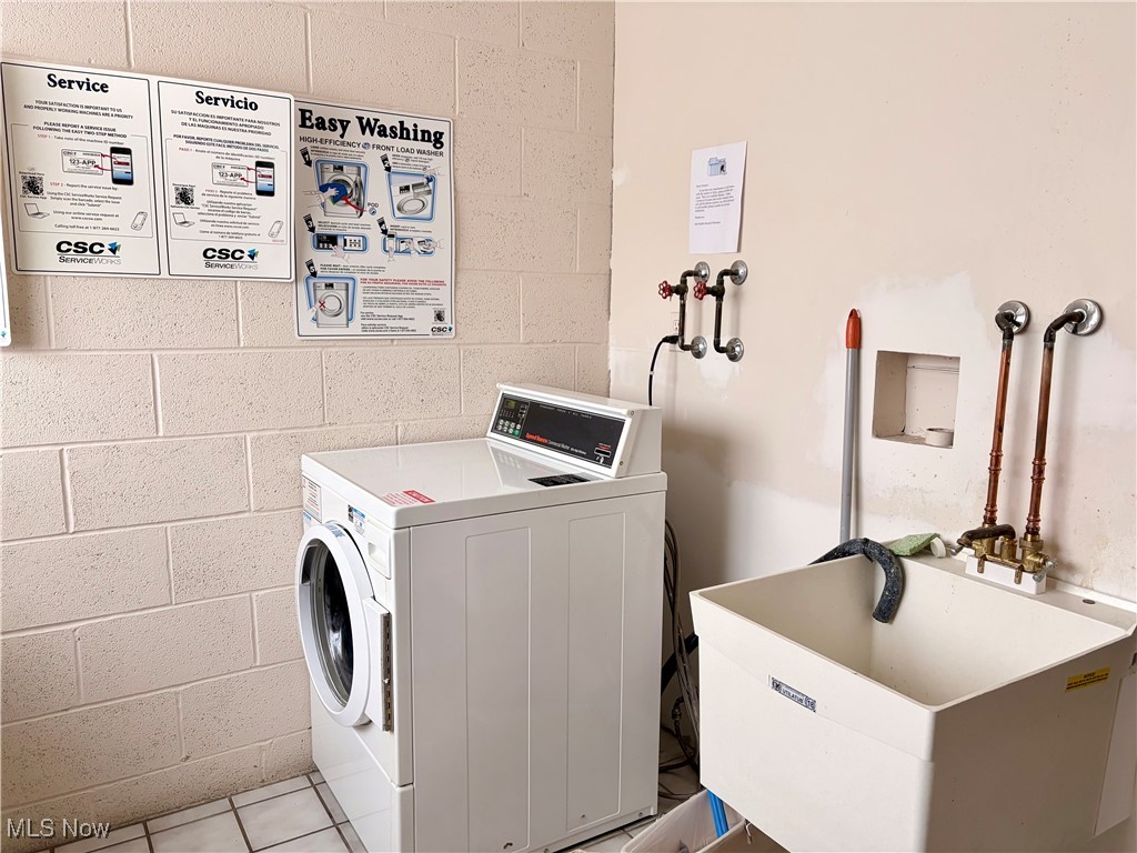 Oak Knolls Condo - Residential