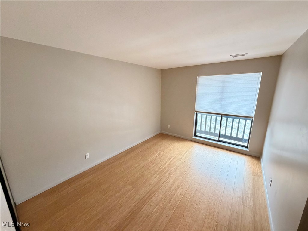 Oak Knolls Condo - Residential