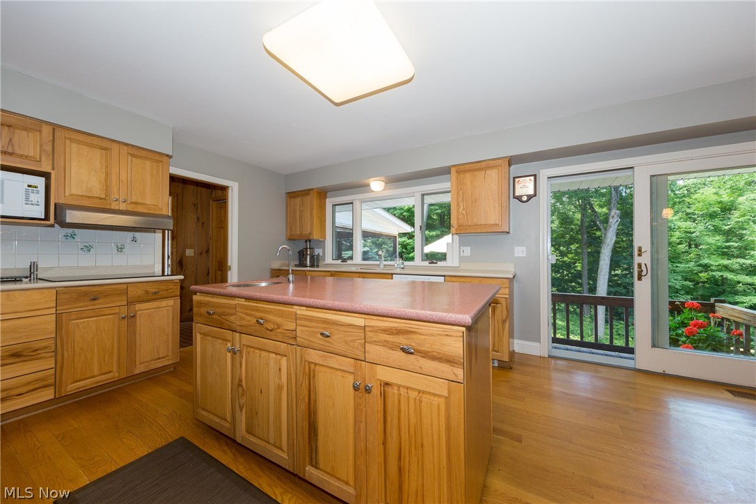 Russell 03 - Residential