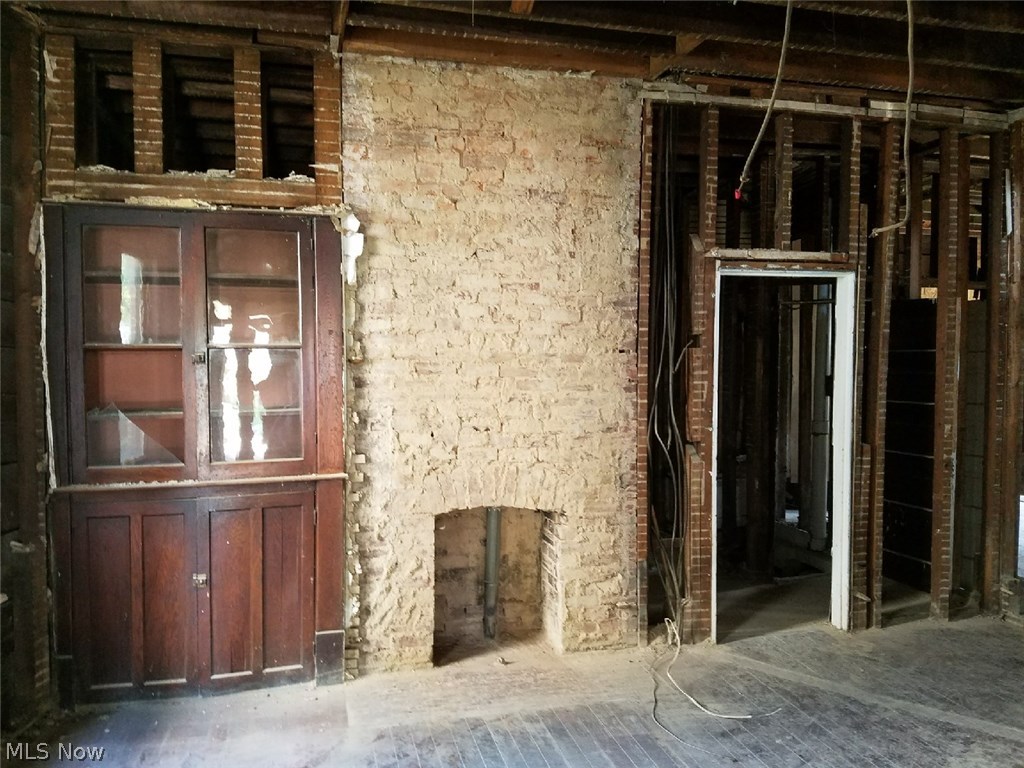 Wades Adn - Residential Income