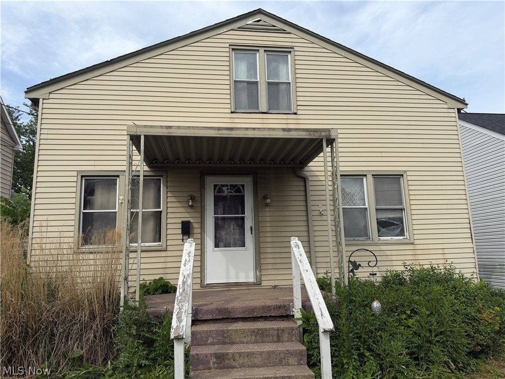 Photo of 611 Western Avenue, Mingo Junction, OH 43938 (MLS # 5211851)
