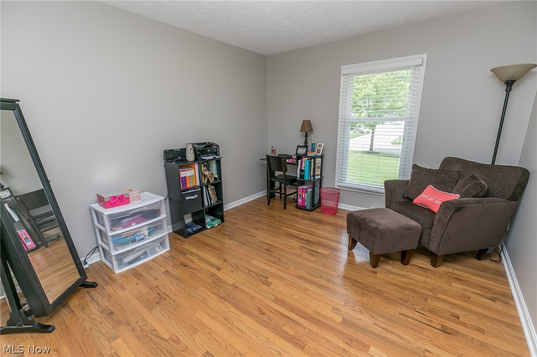 Wyoga Lake Park - Residential