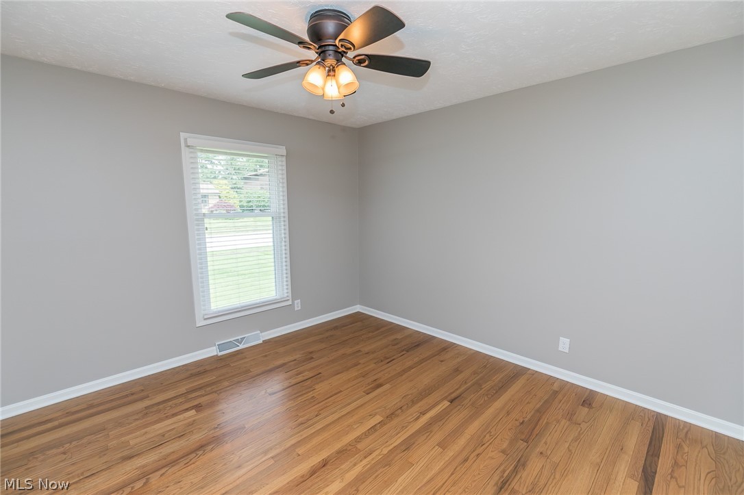 Wyoga Lake Park - Residential