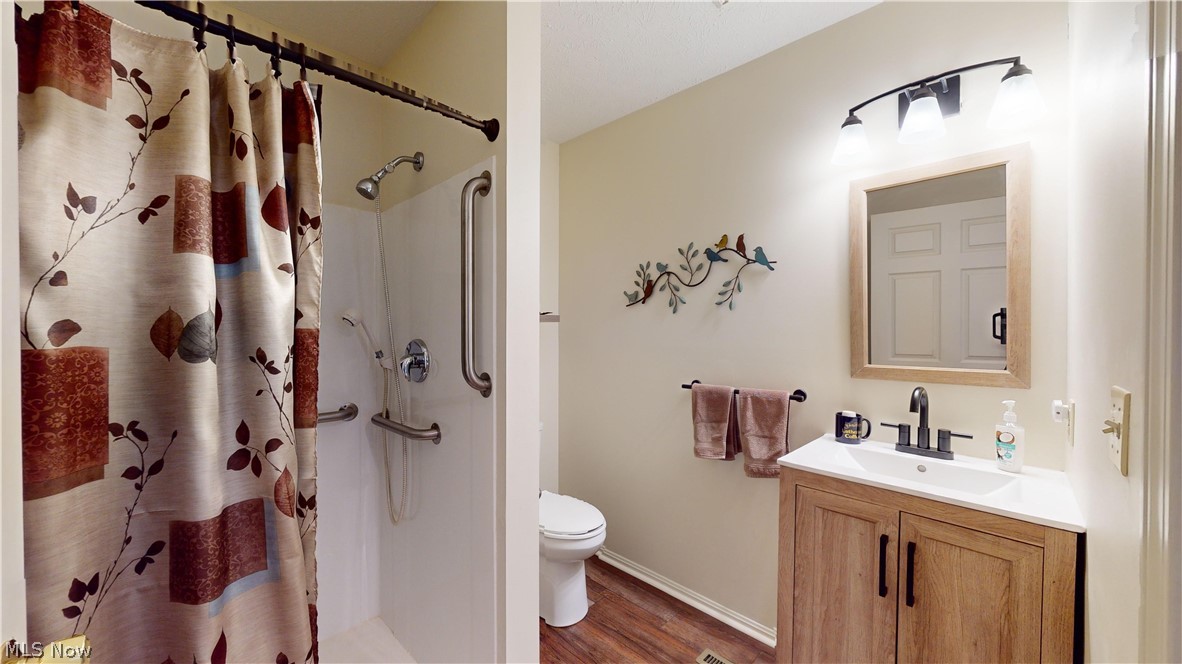 Shady Hollow Condo - Residential