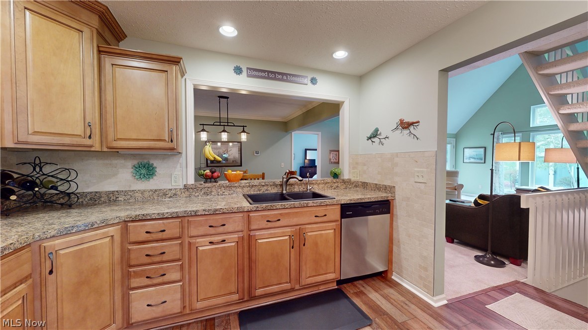 Shady Hollow Condo - Residential