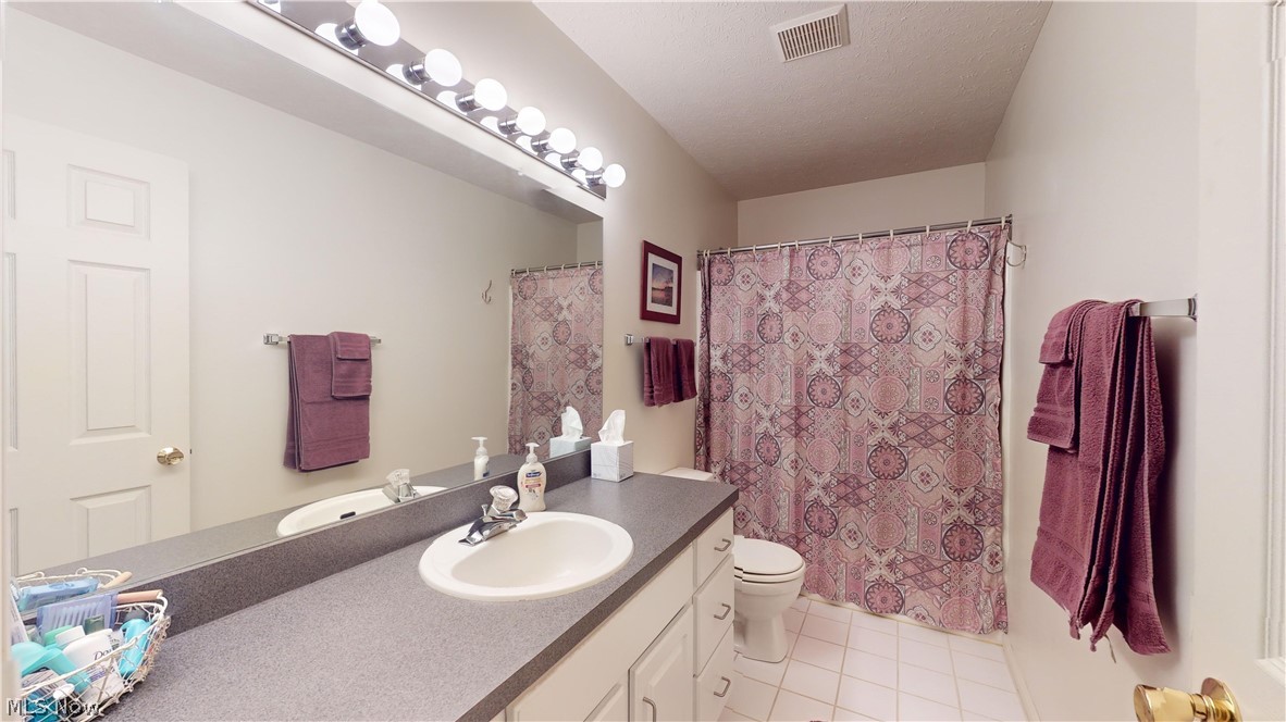 Shady Hollow Condo - Residential