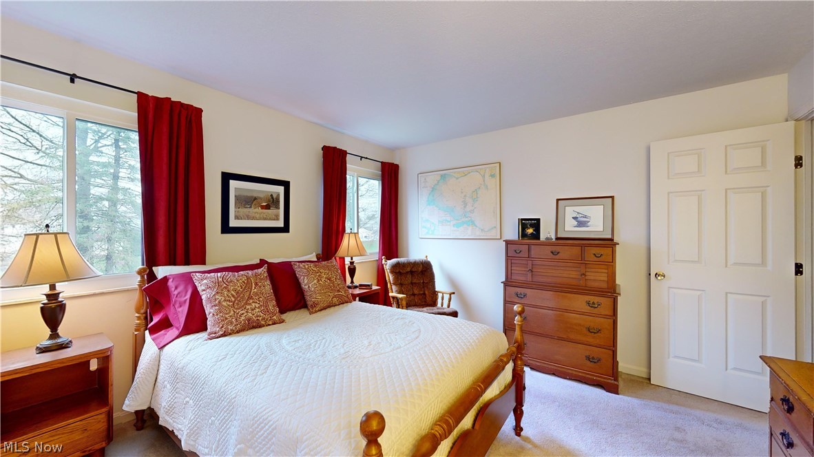 Shady Hollow Condo - Residential