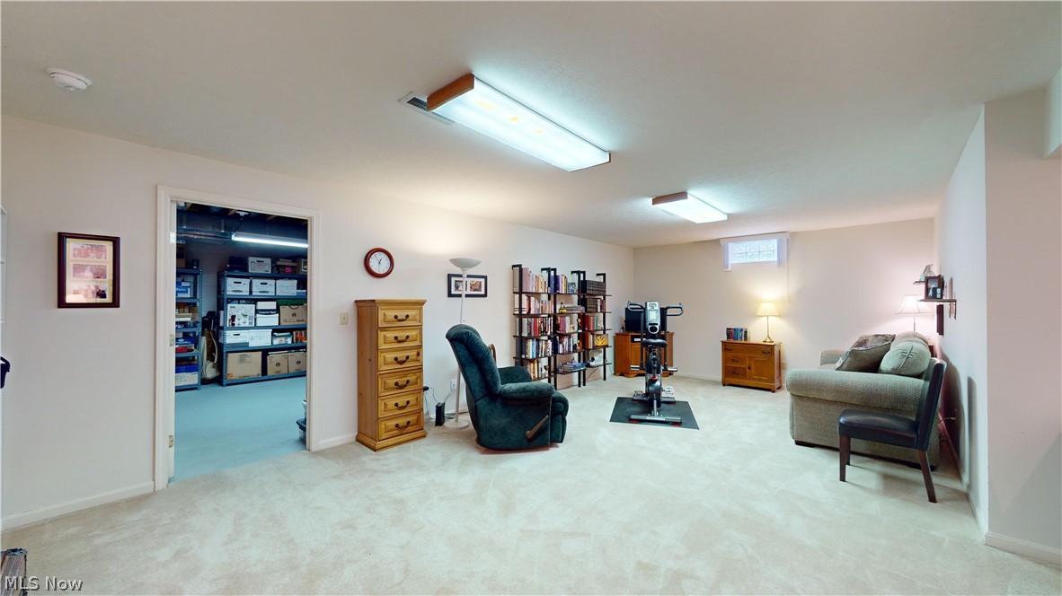 Shady Hollow Condo - Residential