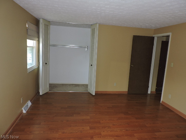 Huntington Park Condo - Residential