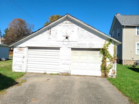 Tiny photo for 344 W Main Street, East Palestine, OH 44413 (MLS # 5186383)