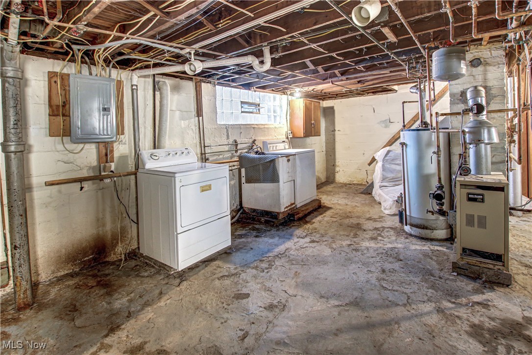 4714 Maplecrest Avenue, Parma, Ohio image 26