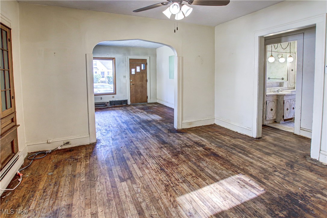 4714 Maplecrest Avenue, Parma, Ohio image 12