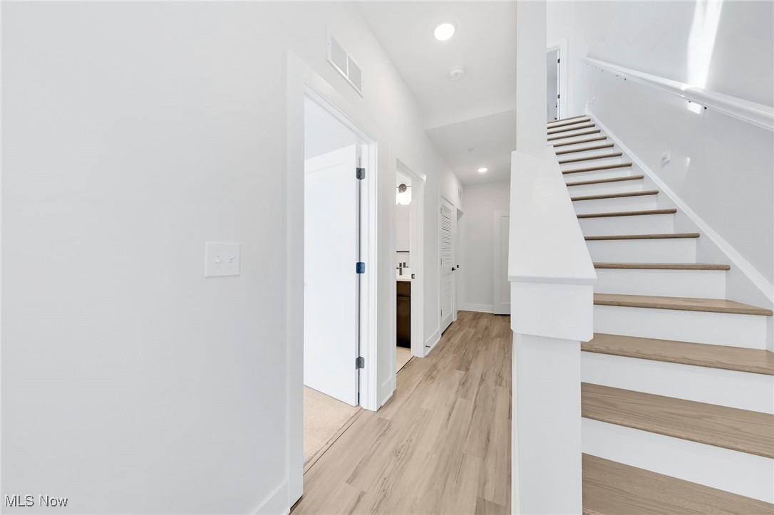 4620 Lorain Avenue, Cleveland, Ohio image 30