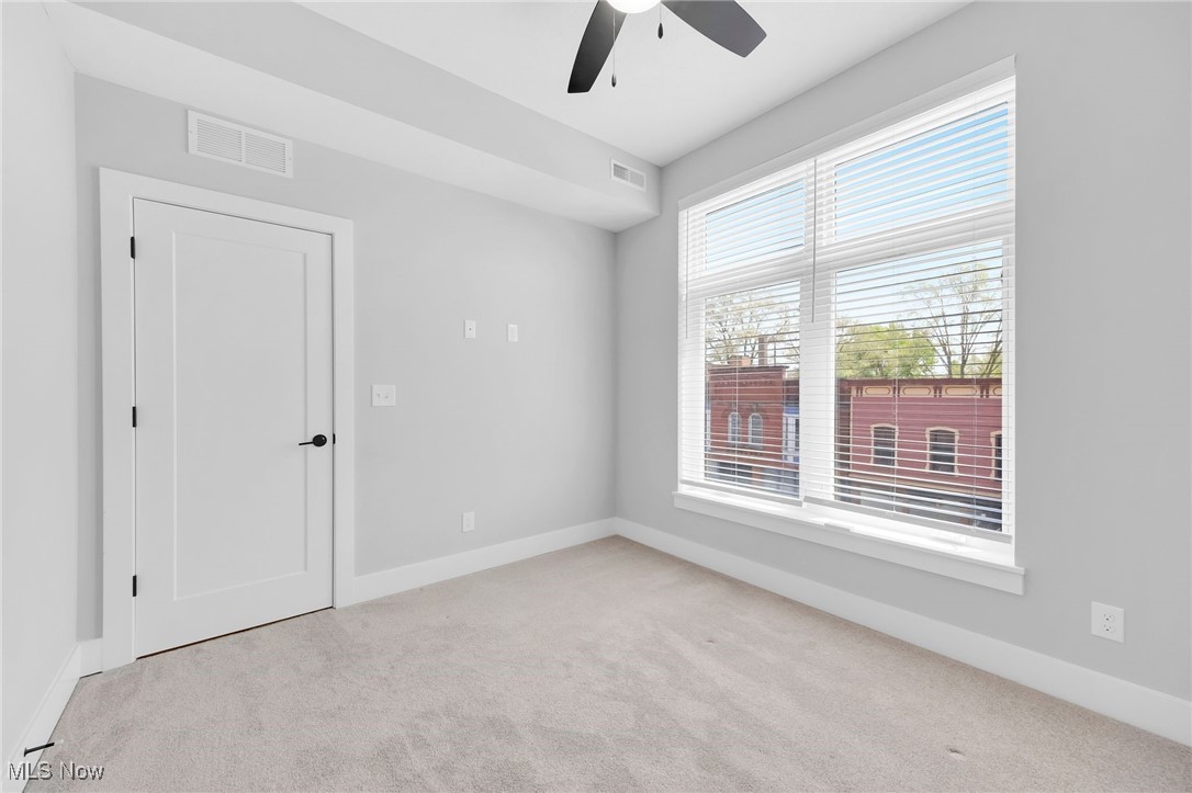 4620 Lorain Avenue, Cleveland, Ohio image 27