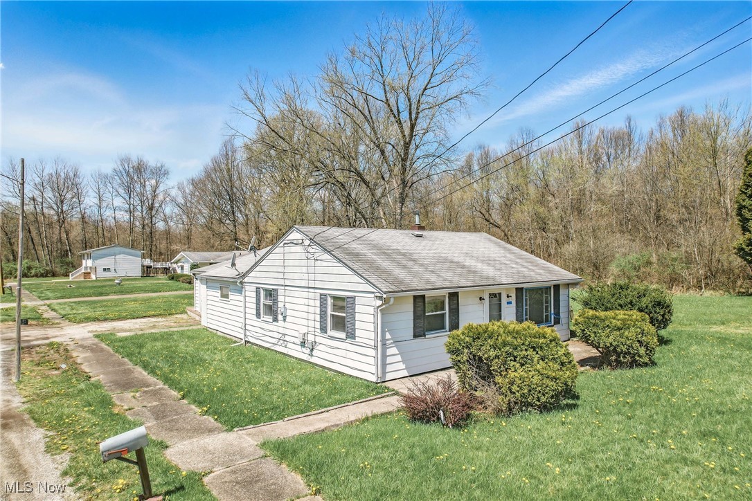 2258 Jacobs Road, Youngstown, Ohio image 5
